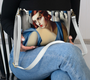 Tamara Solamente Cross Body Bag seated Wendy Newman Designs
