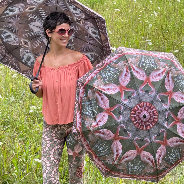 Flamur Critter Collection Reverse Umbrella Wendy Newman Designs  with leggings